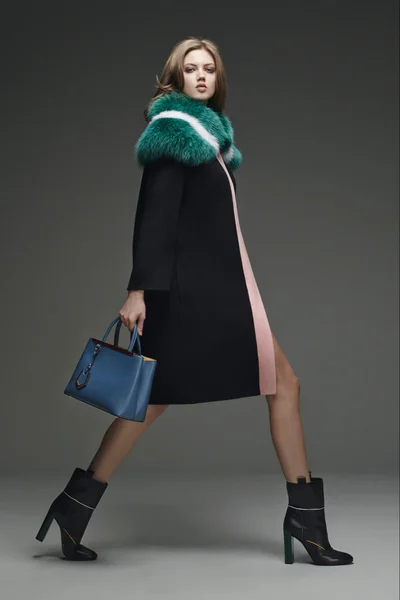 Look 24